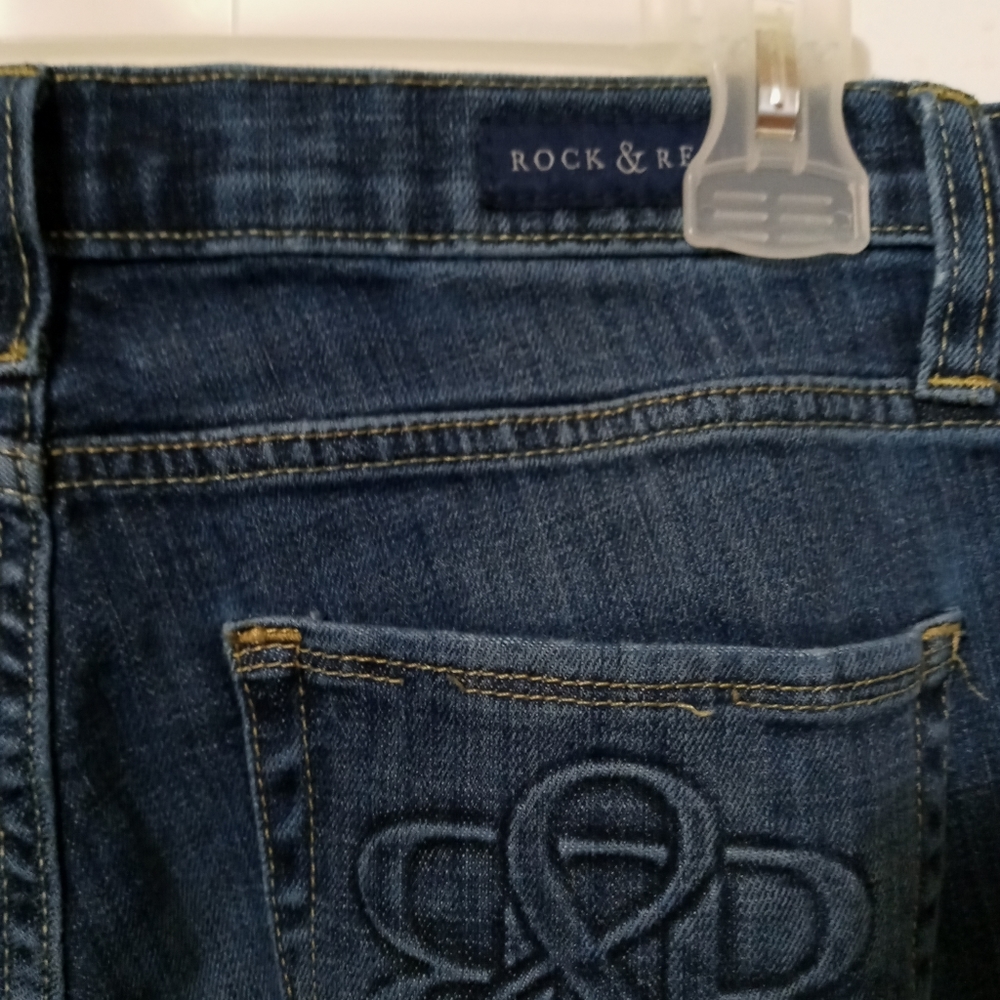 Skinny jeans